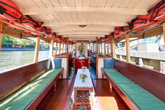 1 Hour Sight seeing Melbourne River Cruise on historic vessel - A vintage boat and a slow look at Melbourne