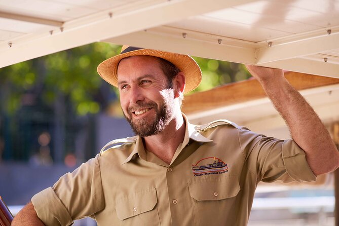 1 Hour Sight seeing Melbourne River Cruise on historic vessel - Who should book this Yarra cruise?