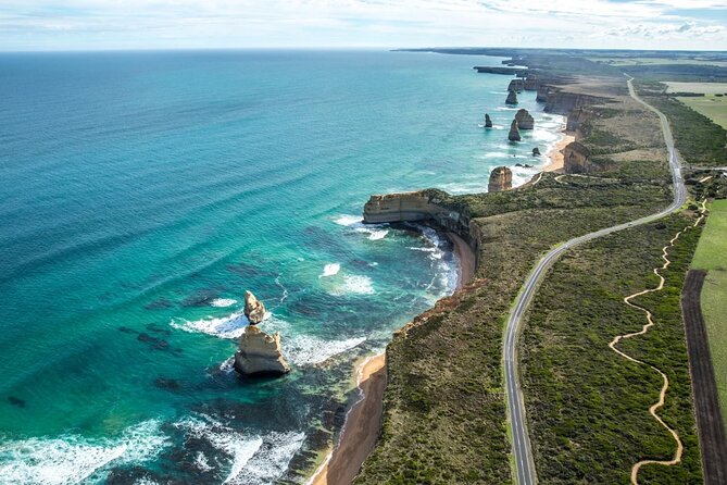 12 Apostles,Great Ocean Road Tour - hotel PICKUP & free entries - The Twelve Apostles: the day’s big view