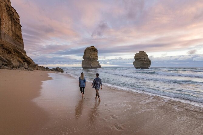 12 Apostles,Great Ocean Road Tour - hotel PICKUP & free entries - Maits Rest: a short rainforest walk