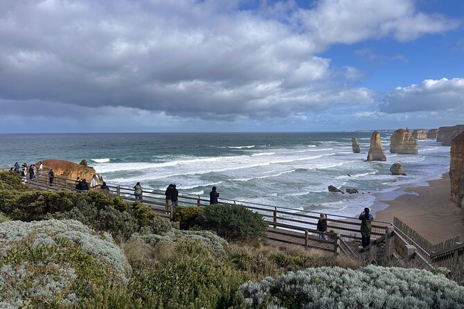 12 Apostles,Great Ocean Road Tour - hotel PICKUP & free entries - Apollo Bay and the return along the coast