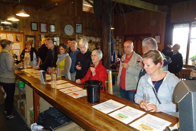 2-Day Yarra Valley Wine Tour with Luxury Vineyard Resort Stay - What to expect from the room and overnight stay