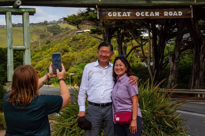 3 Day Combo: Great Ocean Road, Penguin Parade and FREE City Tour - Watching the penguins come ashore