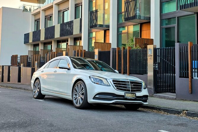 Airport Transfers - Chauffeur Car & Limo Services of Melbourne - From the Terminal to Your Hotel