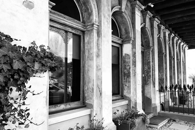 Alices Journeys Walking Tours of Daylesford 2.30pmFRI 11.30amSAT - Gardens, architecture, and the town streets