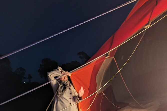 Bendigo Premium Balloon Flight plus buffet champagne breakfast - Photos and video without managing a camera