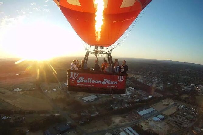 Bendigo Premium Balloon Flight plus buffet champagne breakfast - The breakfast at Quality Hotel Lakeside
