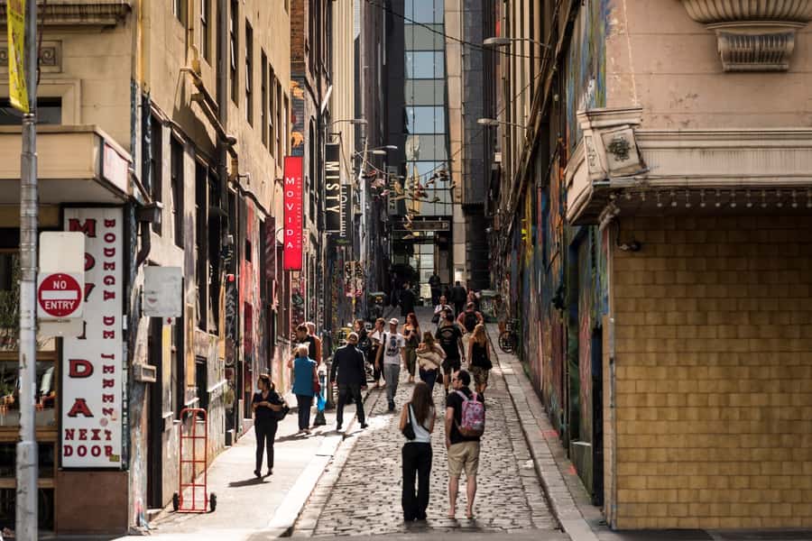 Classic Pivate Melbourne Walking Tour Start from your hotel - Following the Yarra River and the city’s beginnings