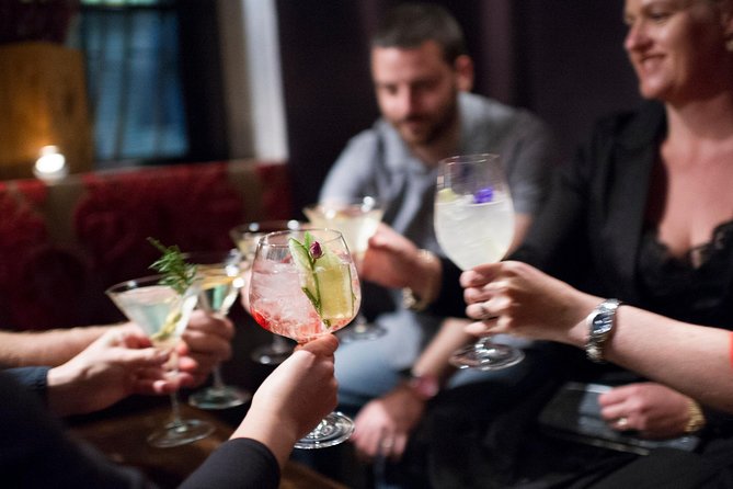 Creepy Tales, Bars & Laneways Of Melbourne Walking Tour - Pink Alley and an unsolved killing