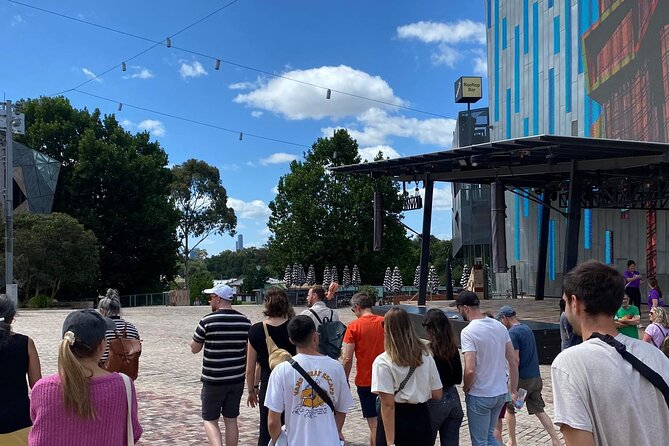 English Melbourne Walking Tour - Hosier Lane and Degraves Street