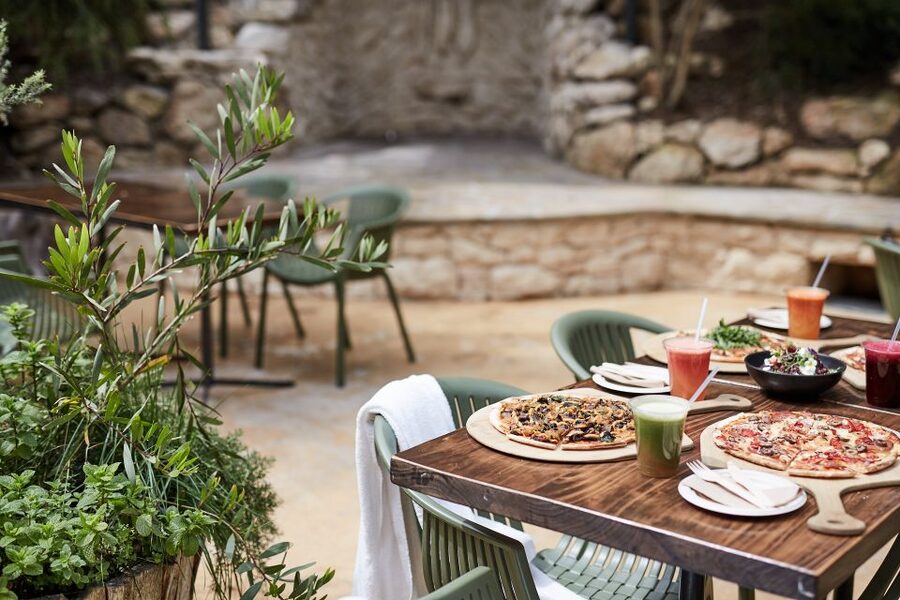 Fingal: Peninsula Hot Springs Entry with Lunch Credit - Who should book this Bath House ticket