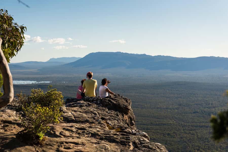 From Melbourne Grampians National Park Kangaroos Guided Tour - Lunch and a pause in Halls Gap