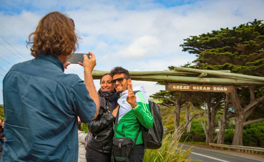 From Melbourne: Great Ocean Road Full-Day Guided Trip - Kennett River and the search for koalas