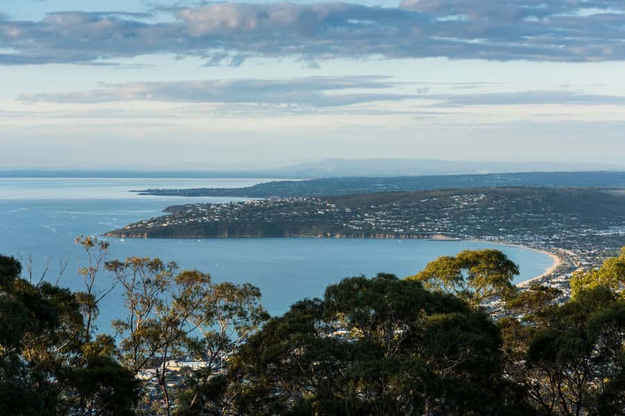 From Melbourne: Peninsula Hot Springs & Bathing Boxes Tour - What to pack for a spa and coast day
