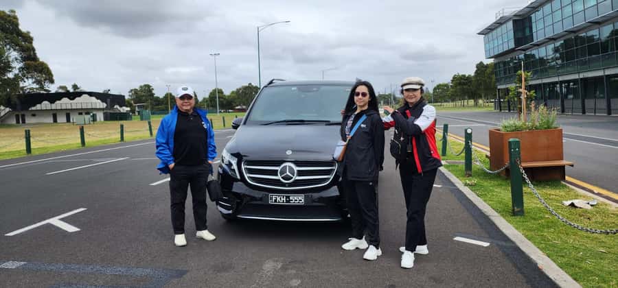 From Melbourne: Phillip Island Penguin Parade Private Tour - Moonlit Sanctuary and Australia’s native animals