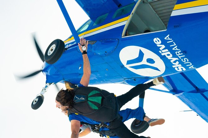 From Melbourne: Tandem Skydive over Great Ocean Road - A 15,000-foot view of the Great Ocean Road