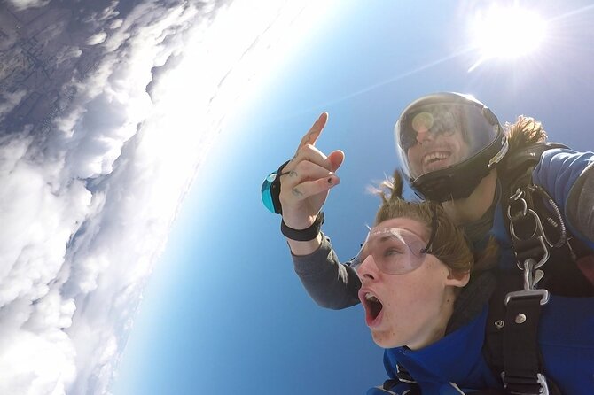 From Melbourne: Tandem Skydive over Great Ocean Road - Five minutes under the parachute
