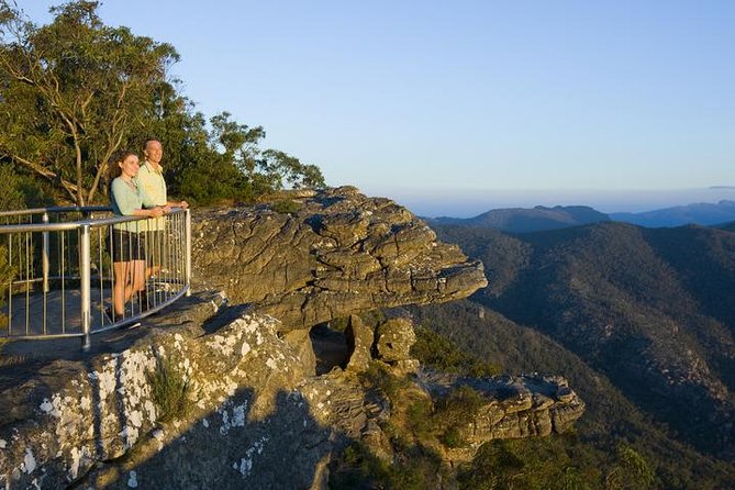 Grampians National Park with MacKenzie Falls and Kangaroos - MacKenzie Falls and its 250 steps