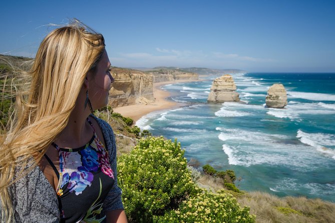 Great Ocean Road, 12 Apostles, Loch Ard Gorge & lunch - Melbourne - The 7:35 am departure and inland start