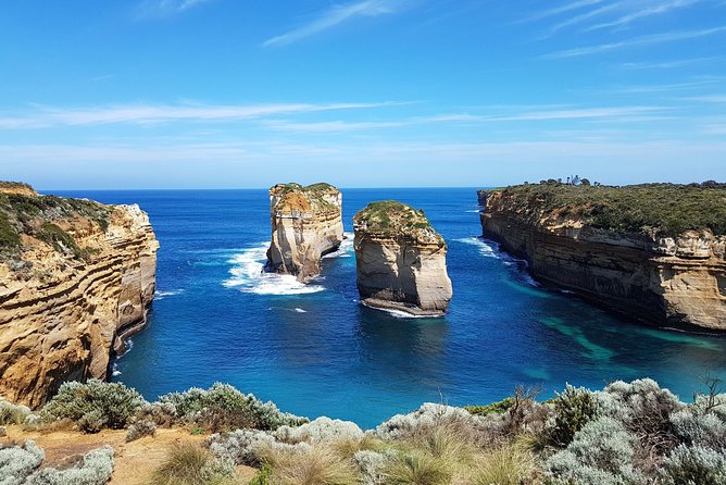 Great Ocean Road Coastal Spectcular with Wildlife Wonders - Lorne offers a quick look at coastal town life