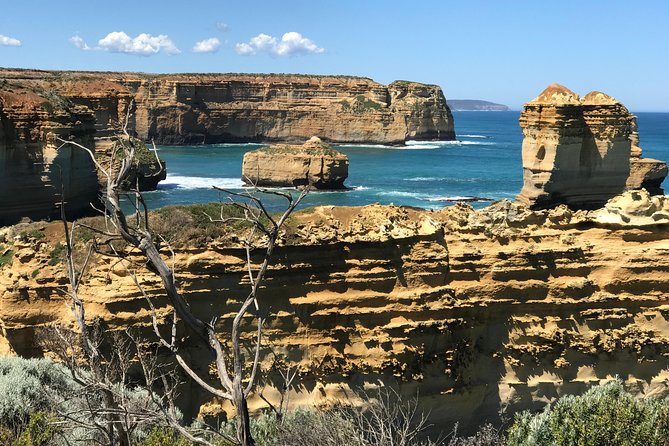 Great Ocean Road Reverse Itinerary Boutique Tour - Max 11 Guests - Loch Ard Gorge and the Razorback