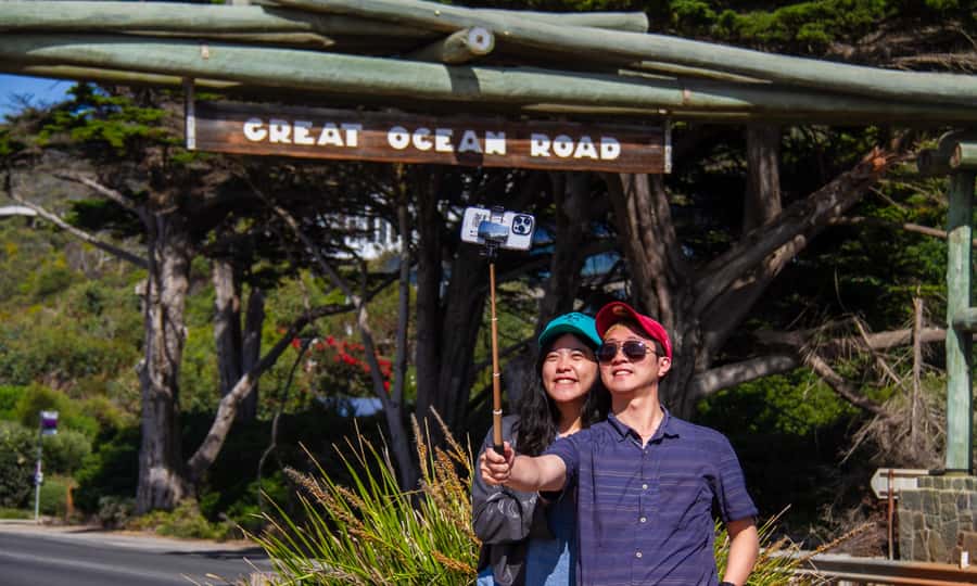 Great Ocean Road Tour w/ Deluxe Minibus & Top-Rated Guide - The return through Colac