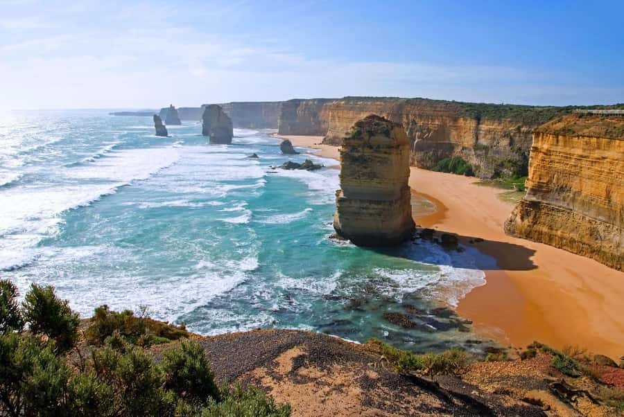 Great Ocean Road Tour w/ Deluxe Minibus & Top-Rated Guide - Gibson Steps and Loch Ard Gorge
