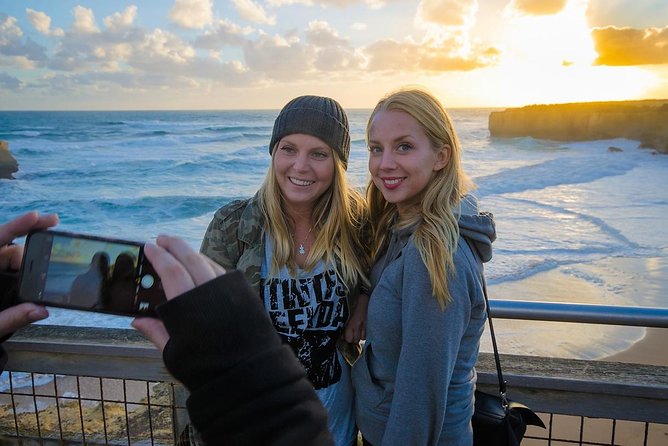 Great Ocean Road Tour with Instagram Sunset views of 12 Apostles - Key points to know before booking