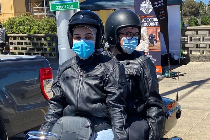 Harley Davidson Trike Tour of Melbourne - Comfort, helmets, jackets, and the weather