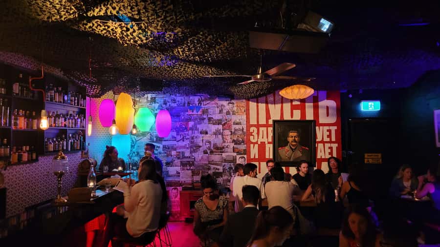 Hidden Bars Tour - Shoes, identification, and other practical details