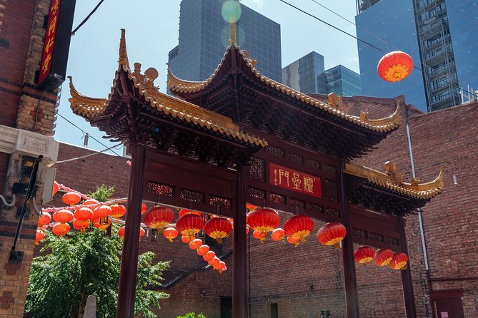 Highlights & Hidden Gems With Locals: Best of Melbourne Private Tour - What the three-hour format really means