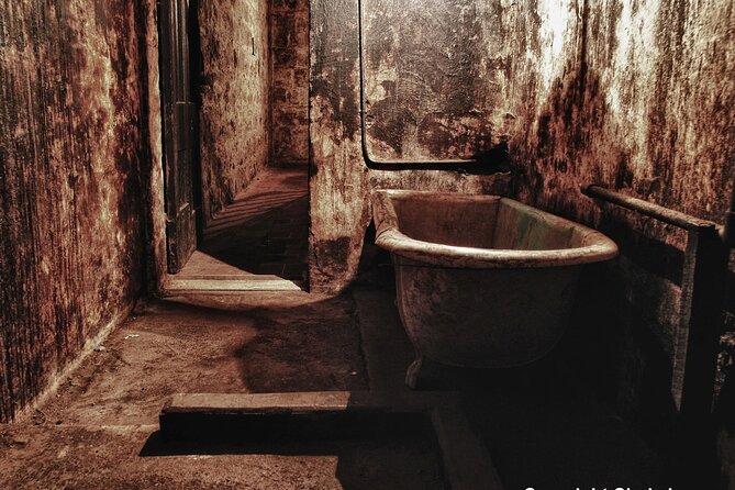 J Ward Lunatic Asylum Ghost Tour - Starting with J Ward Museum