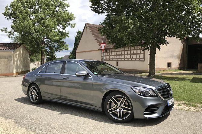 Luxury Chauffeur Car Melbourne Airport To CBD or city to airport - Is $89.66 good value for your group?