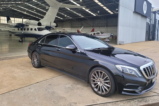 Luxury Private Airport Transfer Melbourne - Choosing between a standard sedan and a Mercedes S Class