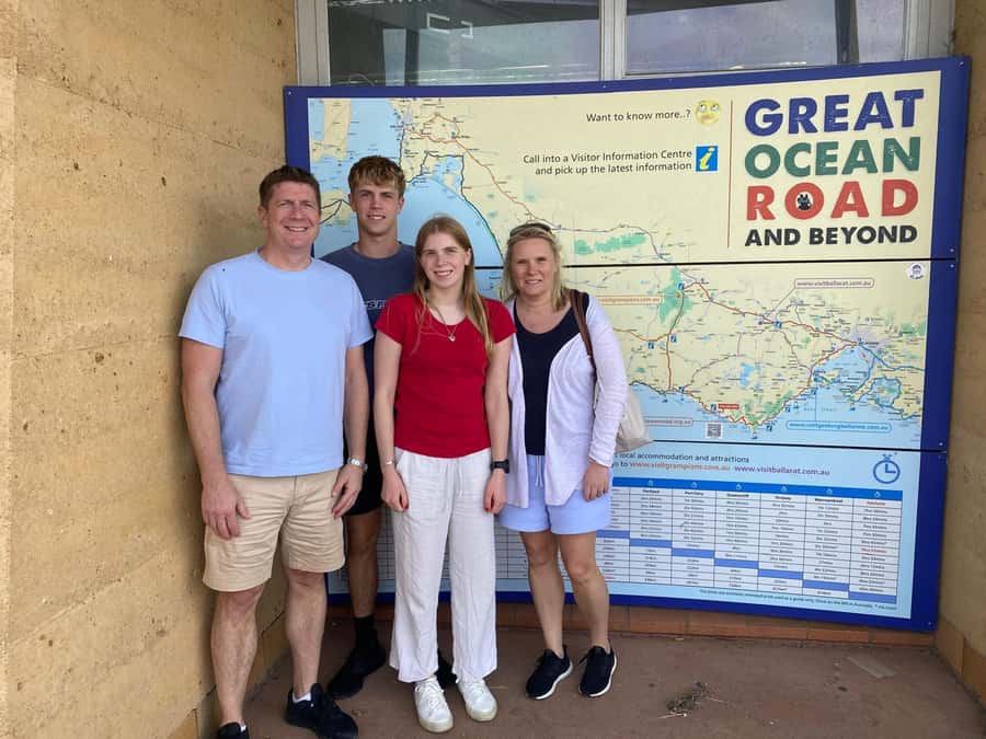 Luxury Private Great Ocean Road Tour – Up to 14 Guests - Starting in Melbourne and reaching Torquay