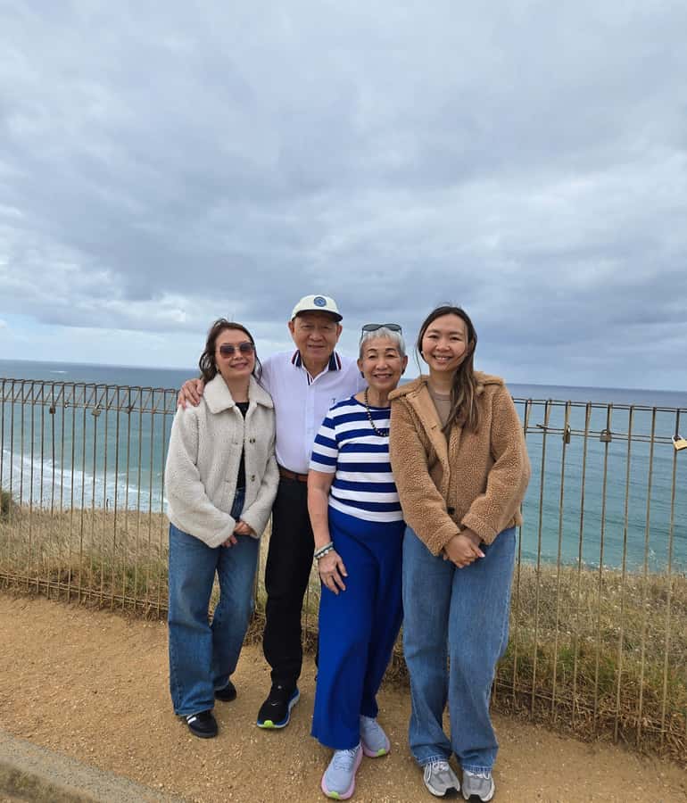 Luxury Private Great Ocean Road Tour – Up to 14 Guests - Luxury transport for small and large groups