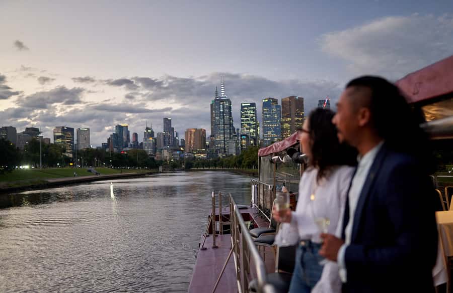 Melbourne: 4-Course Dinner Cruise with Drinks - Drinks are part of the value