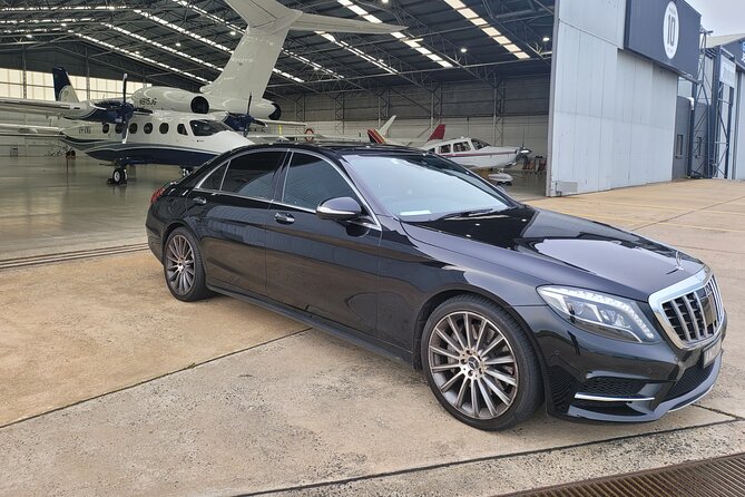 Melbourne Airport Arrival Or Departure Luxury Car Transfers - Key points to know before booking