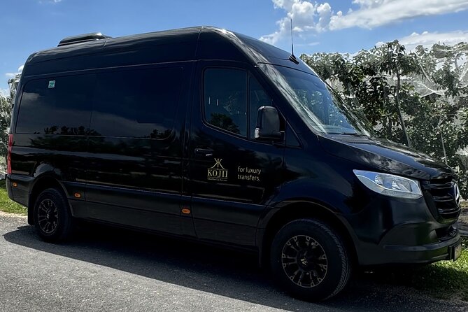 Melbourne Airport to City/CBD Private transfers 4 or more - Booking details that can affect your arrival