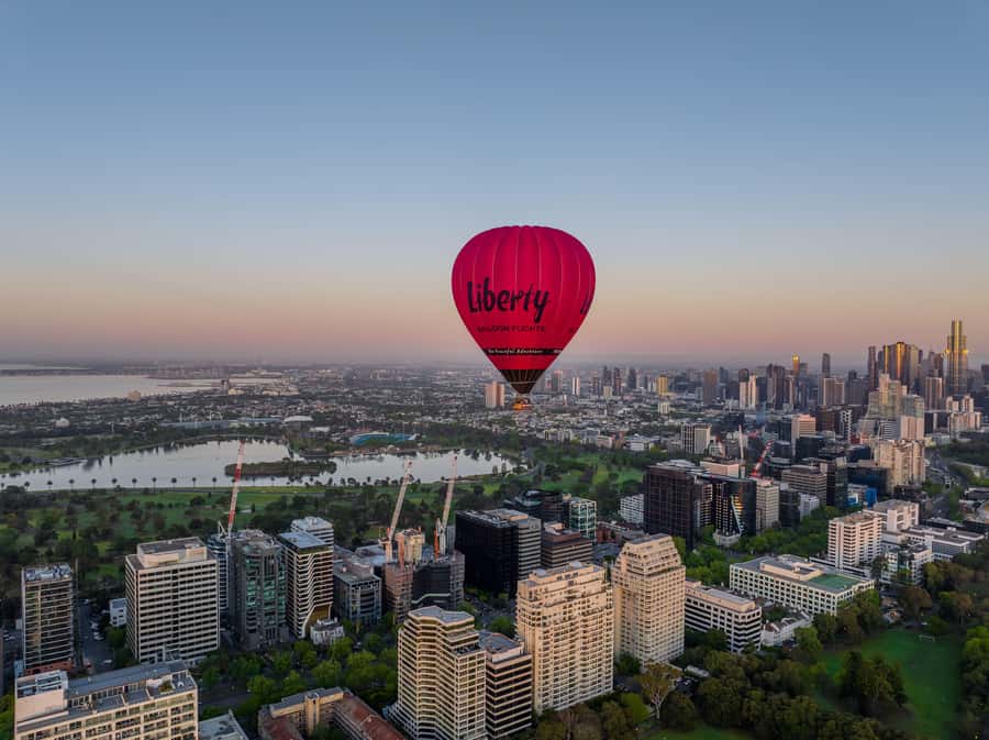 Melbourne: Balloon Flight at Sunrise with Breakfast - Helping inflate the balloon at the launch field