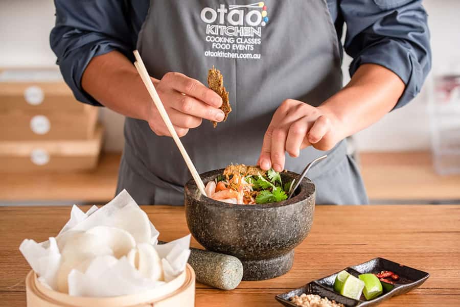 Melbourne: Choose Your Asian Cuisine Cooking Masterclass - Cooking with fresh ingredients and firsthand experience