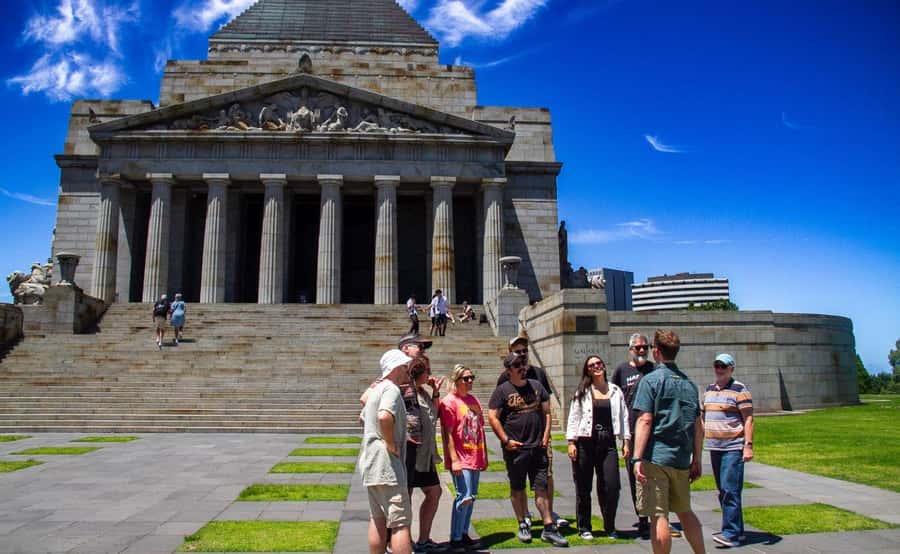 Melbourne: City Highlights Group Tour by Bus - A fast, useful introduction to Melbourne