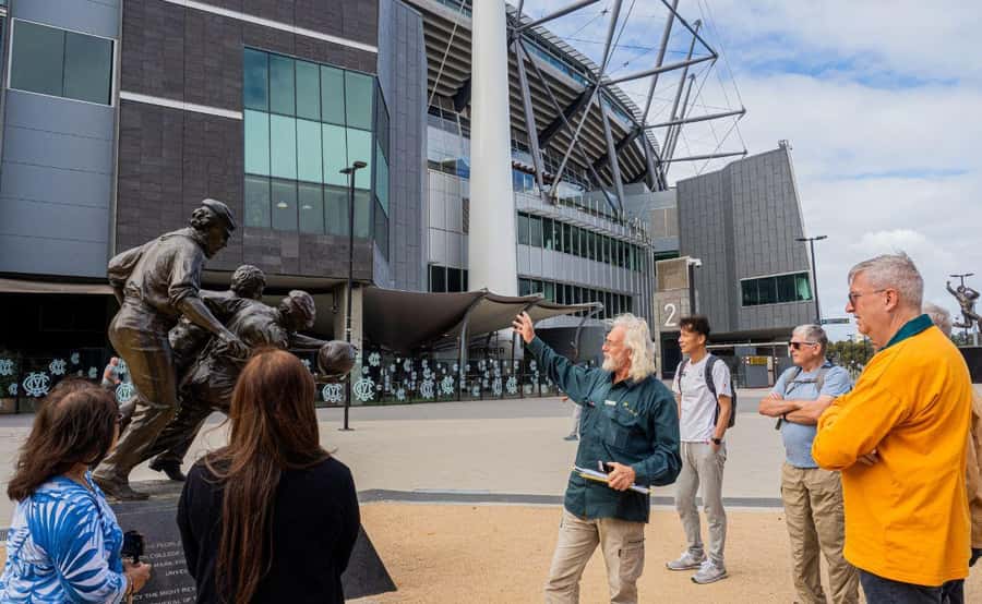 Melbourne: City Highlights Group Tour by Bus - St Patrick’s Cathedral and Fitzroy Gardens