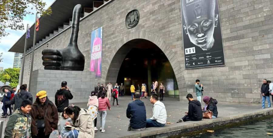 Melbourne City Surrounding Sightseeing Tour - St Patrick’s Cathedral and Melbourne’s Gothic side