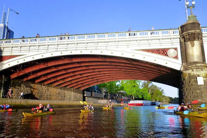 Melbourne City Twilight Kayak Tour - Why the Yarra looks better from a kayak at twilight