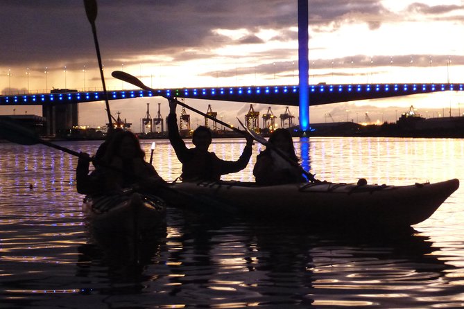 Melbourne City Twilight Kayak Tour - Twilight weather and what to wear