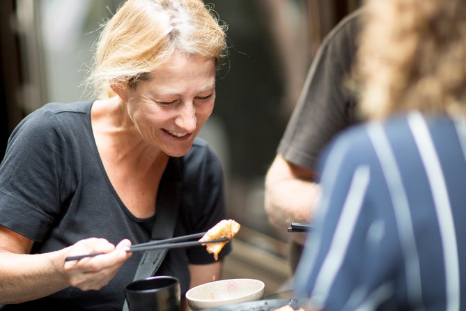 Melbourne Dumpling Walking Tour - The chili sauce test