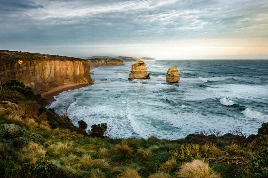 Melbourne: Great Ocean Road Extended–Top Stops&London Bridge - Apollo Bay is the practical midday break
