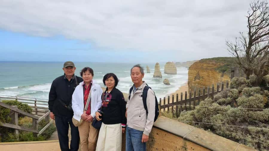 Melbourne: Great Ocean Road Private Day Tour - Apollo Bay gives the day breathing room