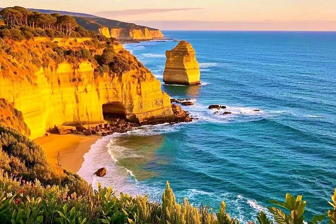 Melbourne Great Ocean Road Reverse Tour + London Bridge wildlife - The Twelve Apostles deliver the classic view